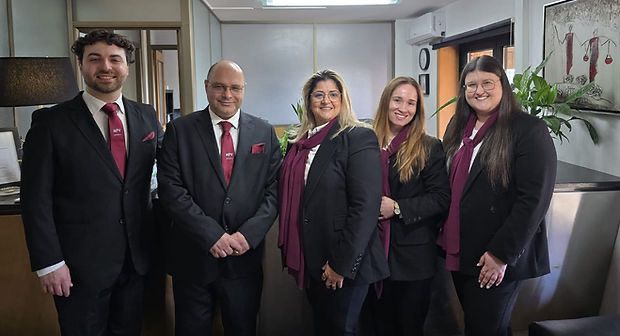 Equipa de advogados parceira da Cuidar de Si